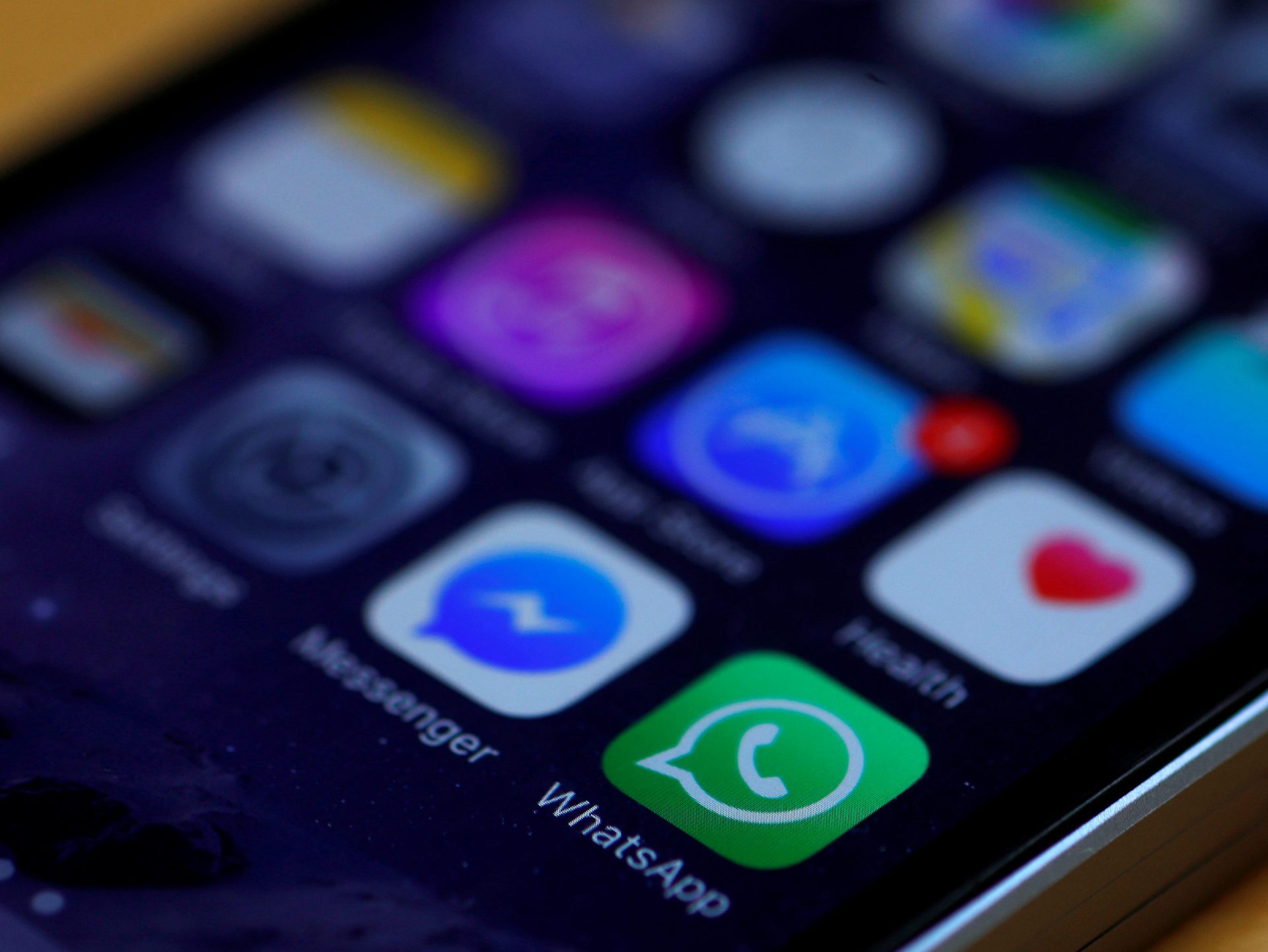 O nouă controversă în jurul grupului NSO. WhatsApp dă în judecată compania israeliană pentru spionaj