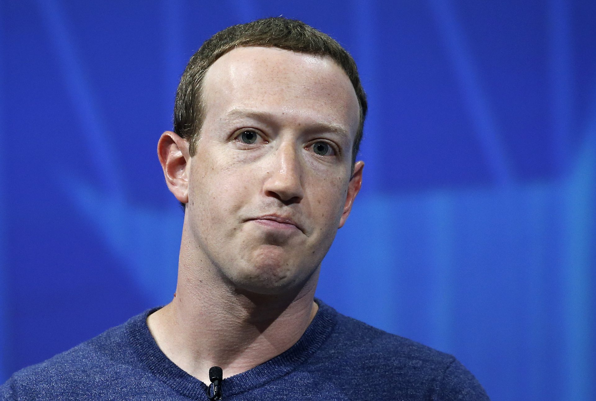 Zuckerberg susține că Facebook și-a intensificat eforturile pentru „protejarea democrației” și combaterea manipulării