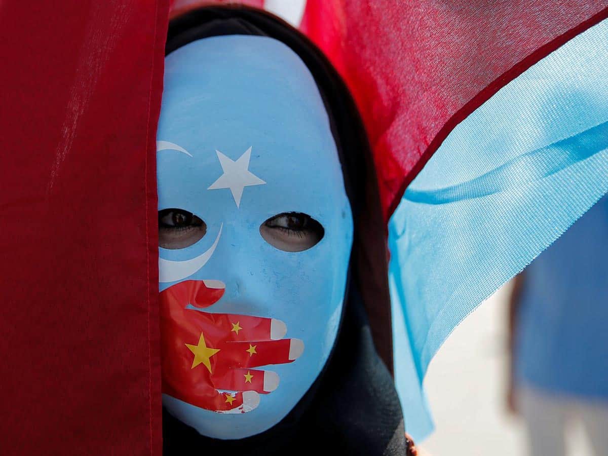 Twitter a închis mii de conturi din China care răspândesc propagandă de stat privind abuzurile din Xinjiang