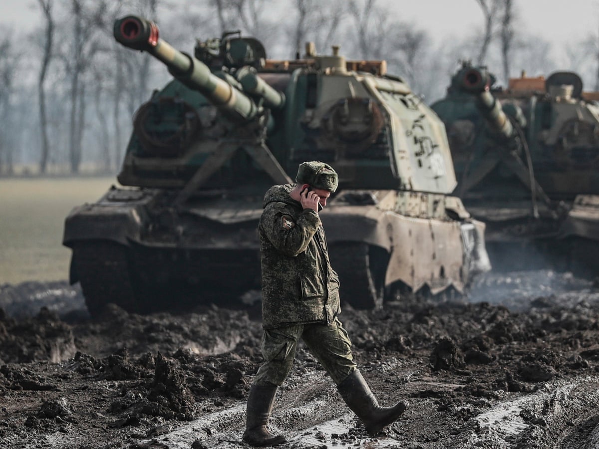 Poze și clipuri fake care descriu invazia din Ucraina sunt distribuite acum pe rețelele de socializare