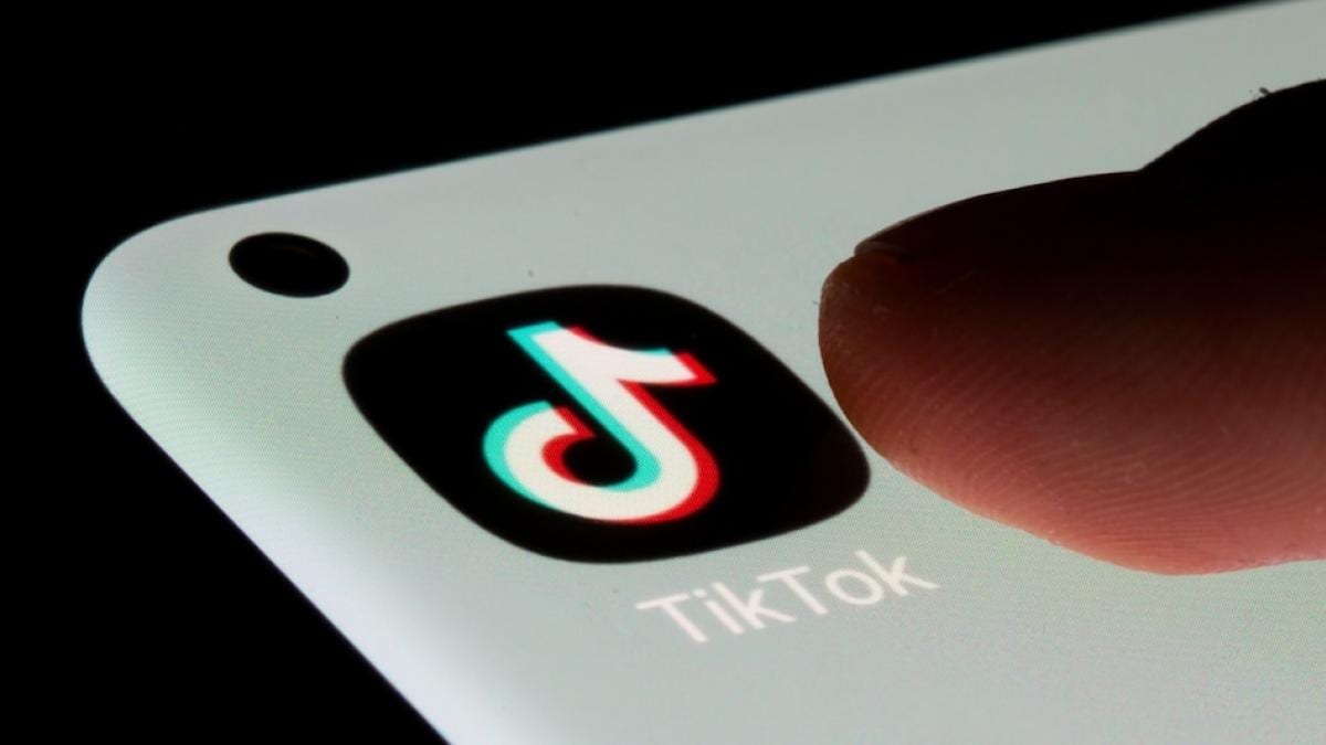 Utilizatorii din Rusia nu mai pot urca videoclipuri pe TikTok