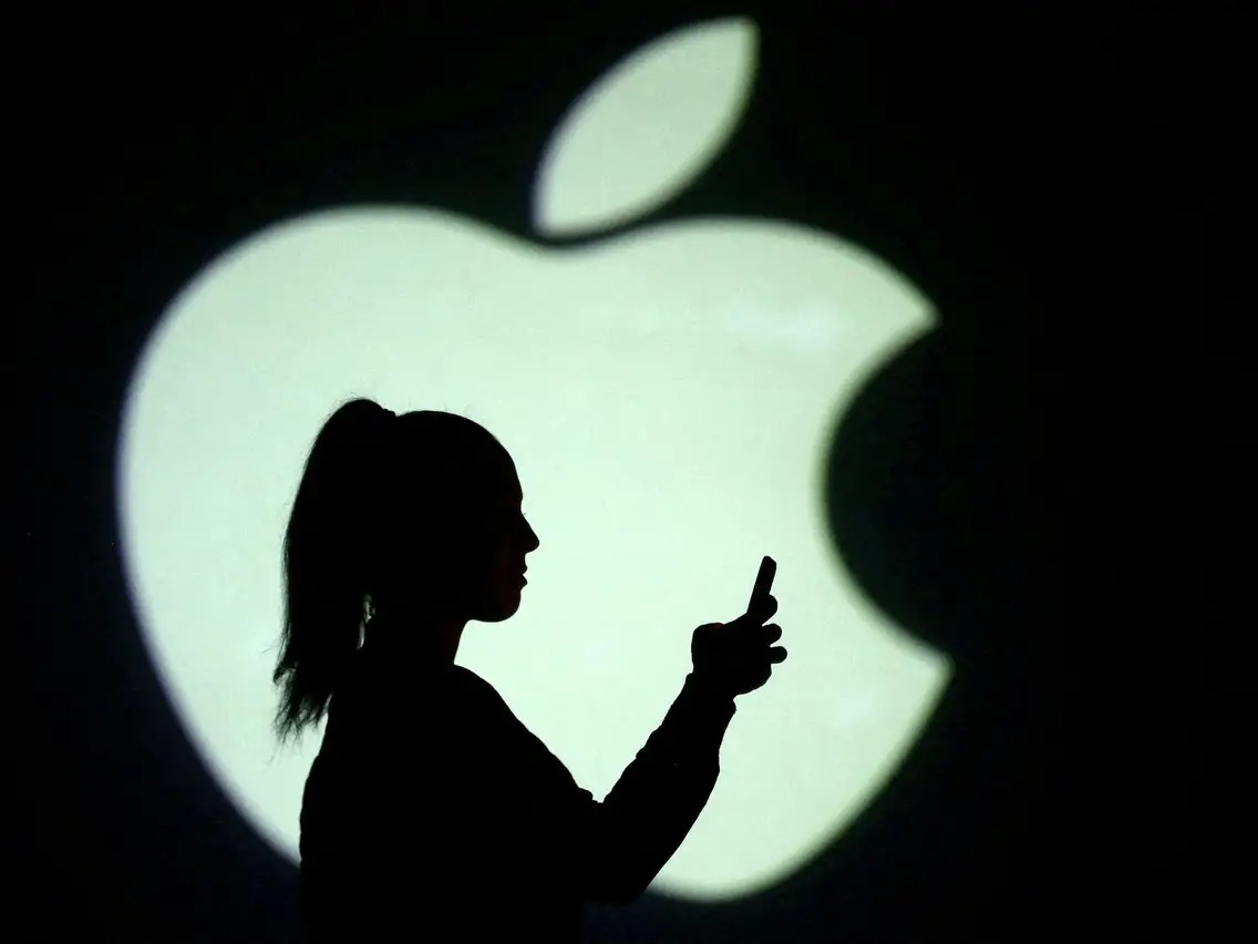Apple va introduce o nouă opțiune de securitate, pentru protejarea jurnaliştilor
