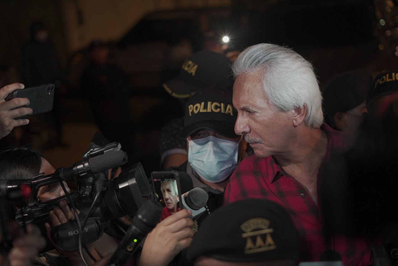 Un renumit jurnalist, arestat în Guatemala. Susținătorii săi afirmă că este victima represiunii politice