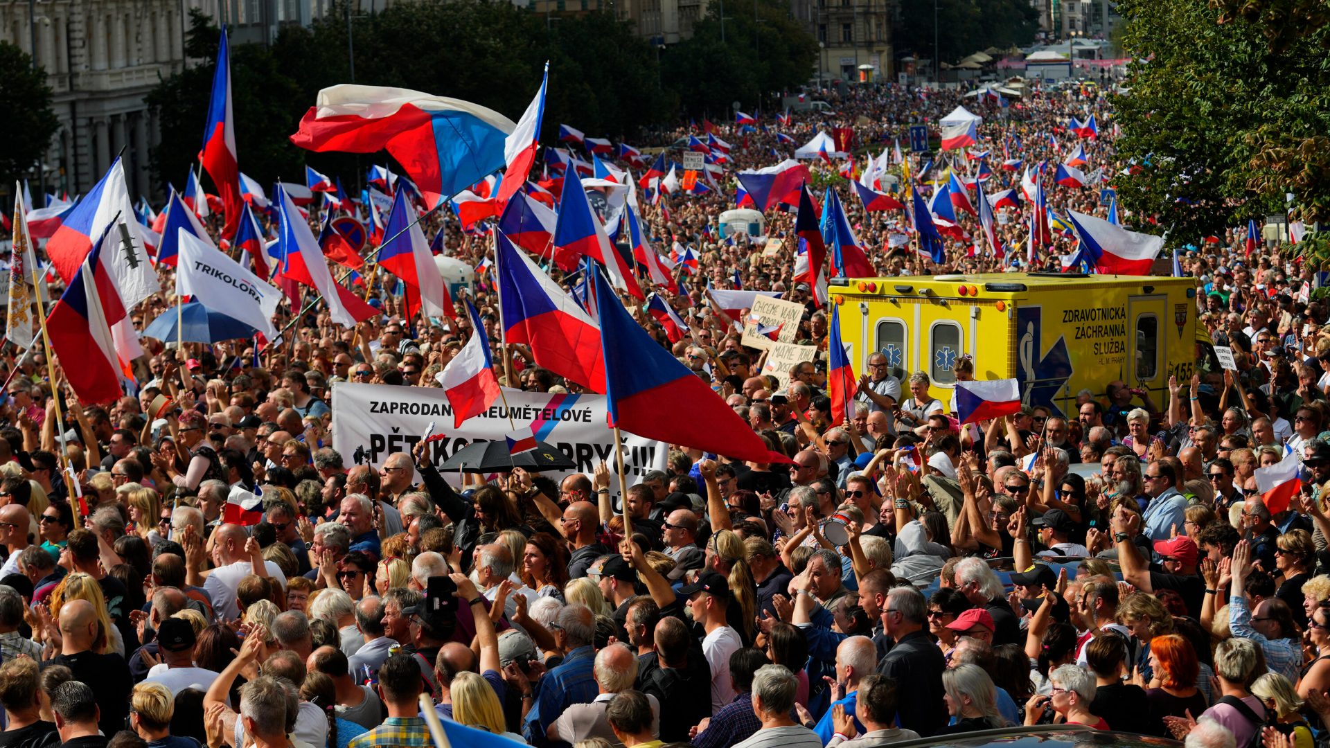 Protest cu influențe ruse în Cehia privind prețurile la energie și sancțiunile aplicate Moscovei