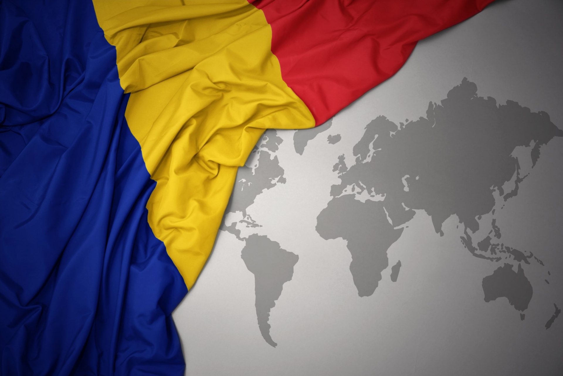 STUDIU. Publicul român este dominat de atitudini prooccidentale