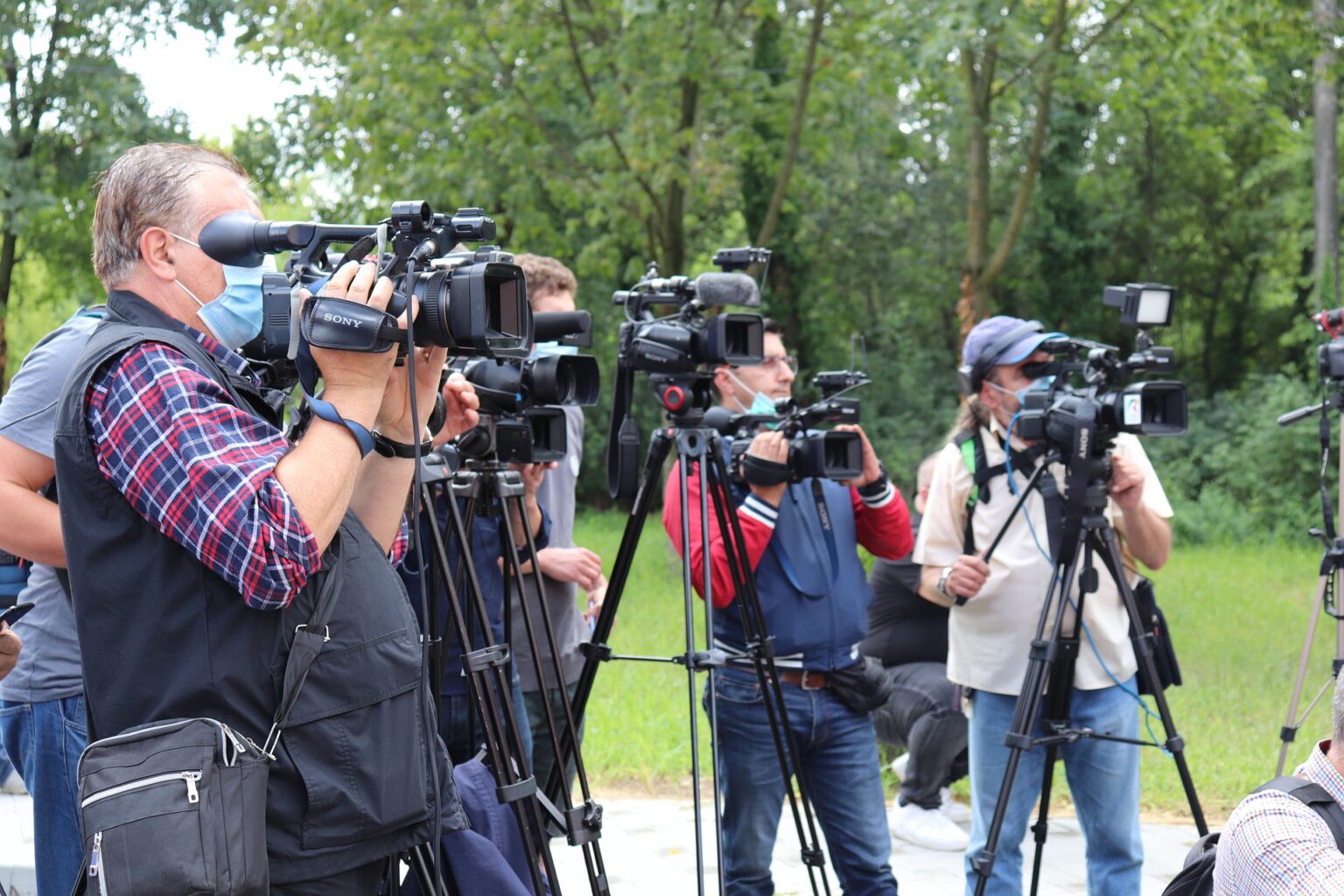 Kosovo nu face suficient pentru a proteja jurnaliștii de violență. Numărul atacurilor, în creștere