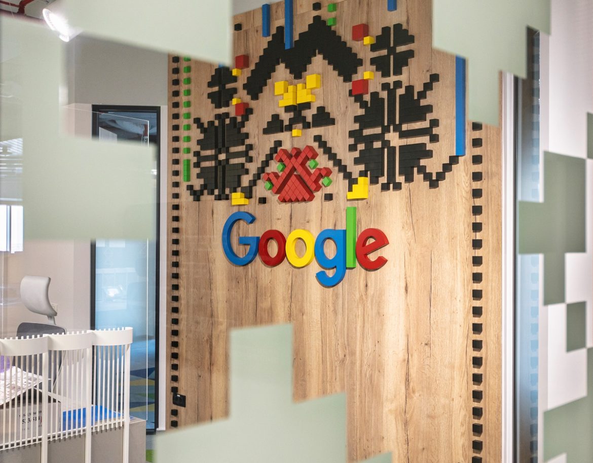 Google România aniversează 12 ani. Ești curios să vezi cum arată birourile lor?