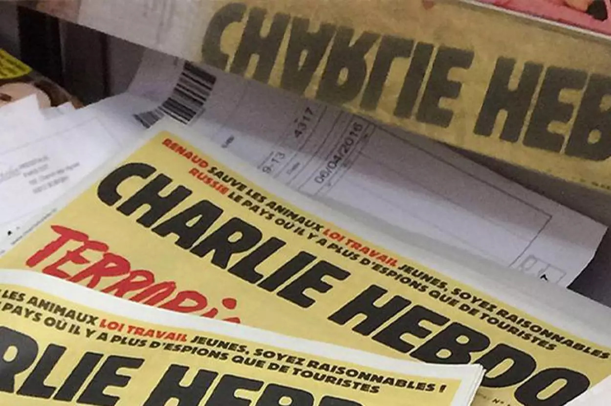Iranul avertizează Franța în legătură cu caricaturile din Charlie Hebdo. Institutul Francez din Teheran, închis