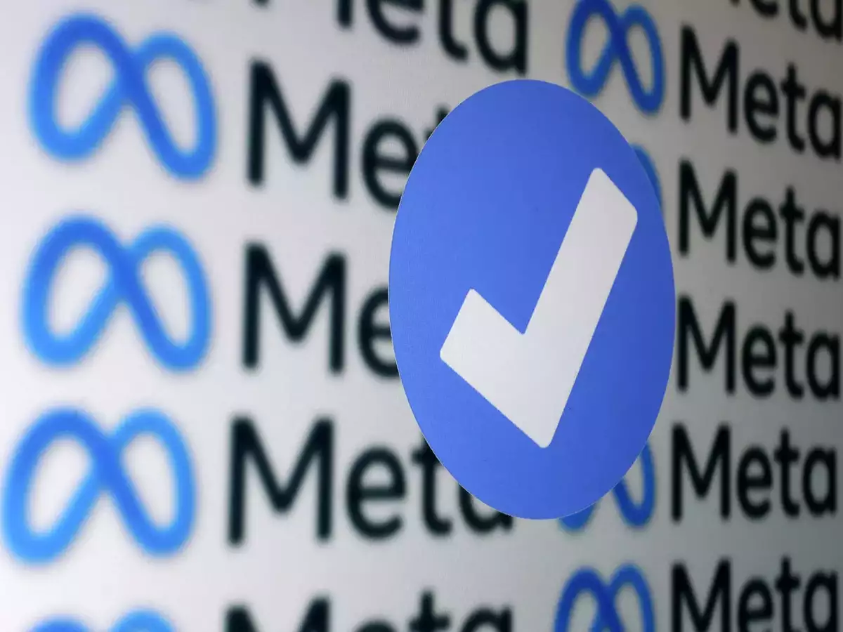 Meta imită Twitter: testează un abonament lunar care oferă bifă de verificare