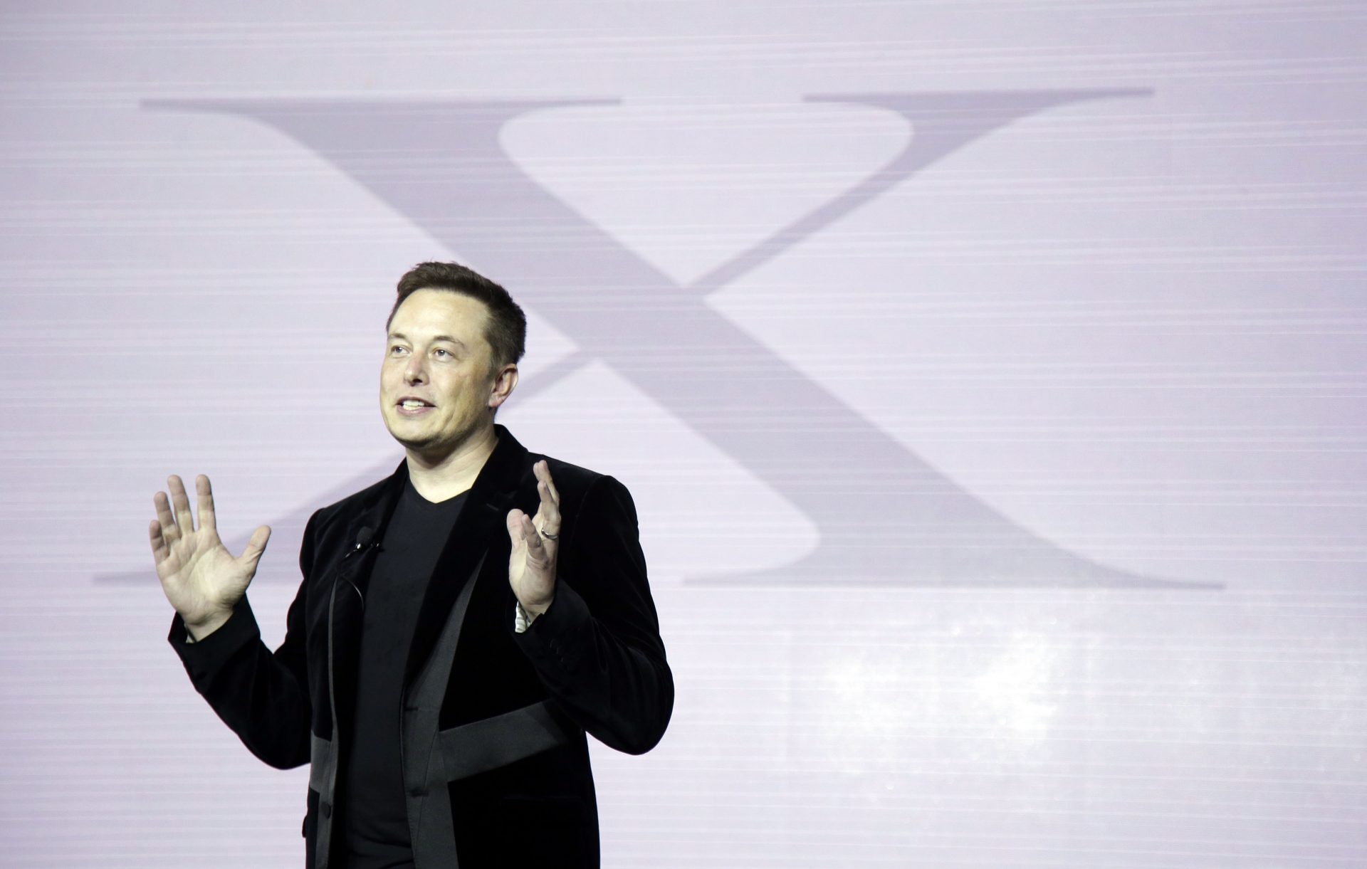 Elon Musk dă în judecată o organizație de cercetare a dezinformării pentru că a speriat agenții de publicitate