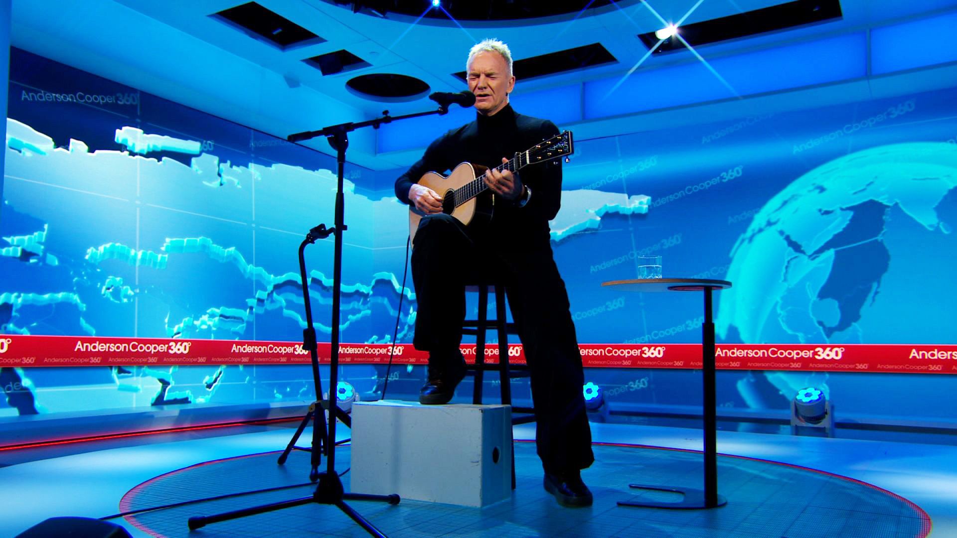 Sting a interpretat live un cântec în onoarea jurnalistului James Foley, ucis de ISIS