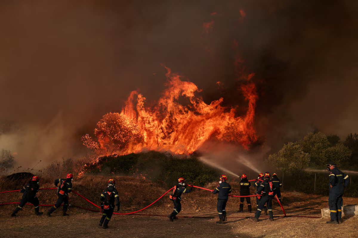 Canicula și incendiile de vegetație din iulie au alimentat dezinformarea climatică în Europa